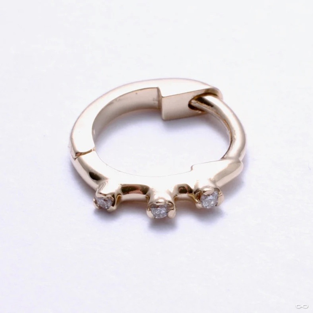 Pupil Hall Everythingness Outward-facing Clicker in 14K Yellow Gold, 18g 1/4”